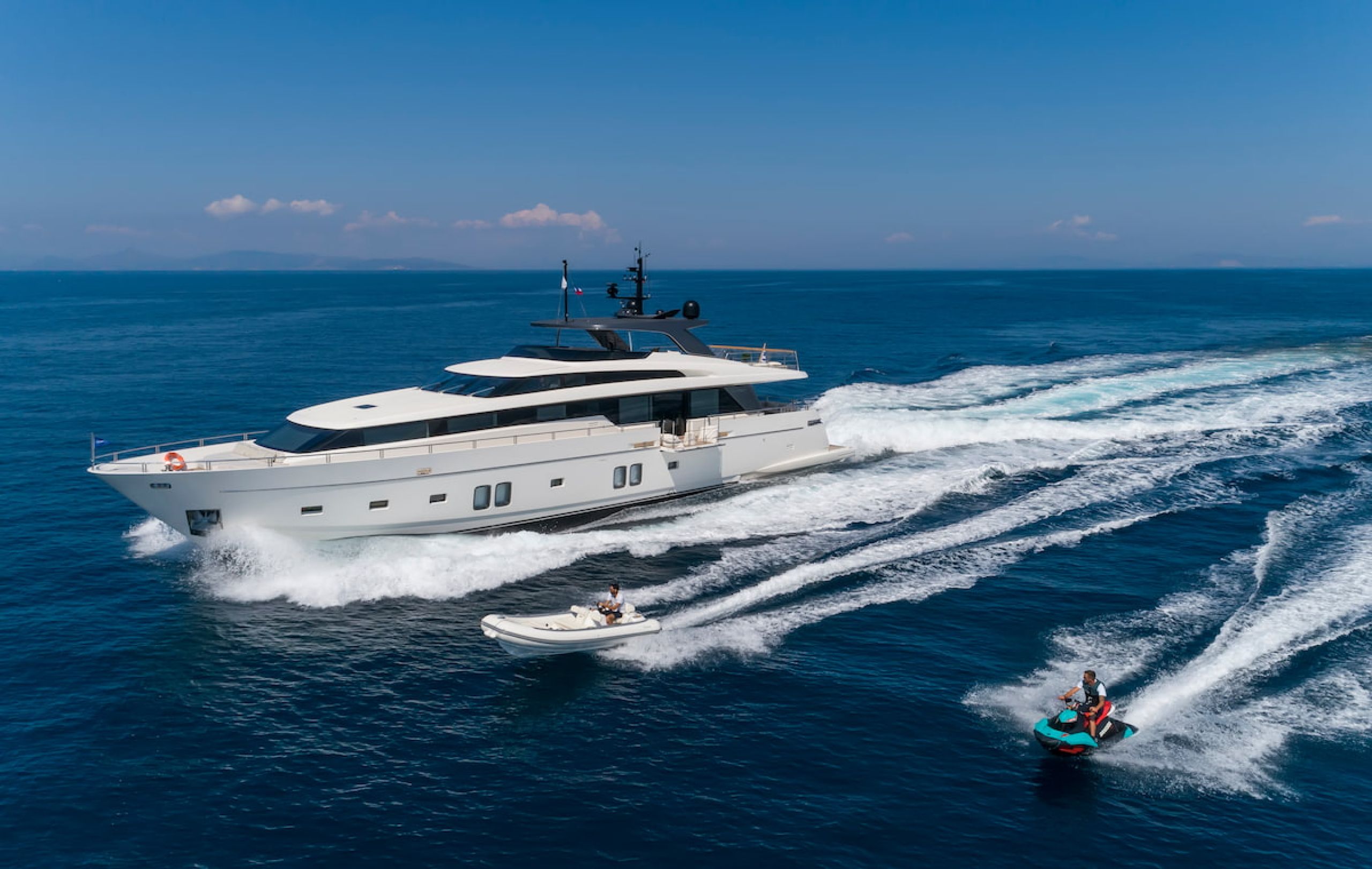 greece yachts, chartering, luxury vacation