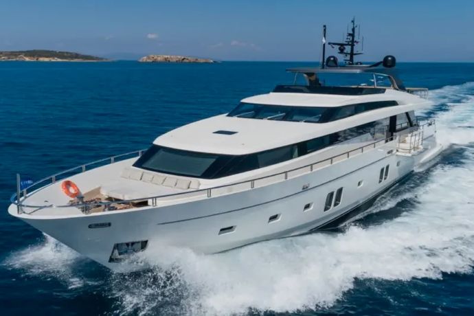 superyacht sales, mega yacht sales, Oxyzen yacht charter